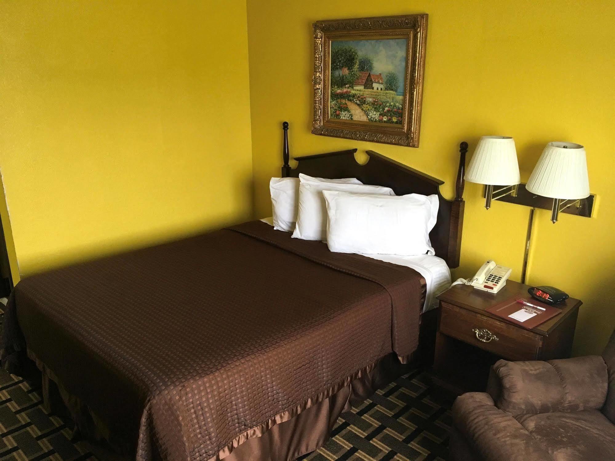 Country Hearth Inn - Боулинг Грин Экстерьер фото